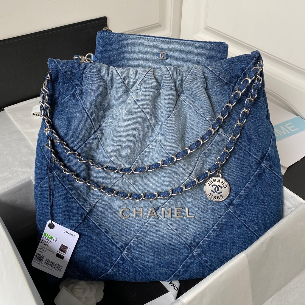 Blue Quilted Chain Extra Large Handbag