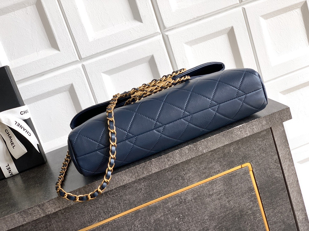 Blue Quilted Chain Extra Large Handbag