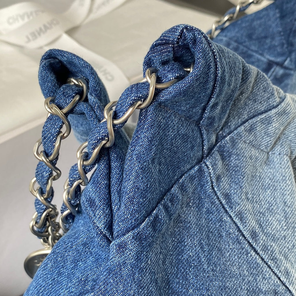 Blue Quilted Chain Extra Large Handbag